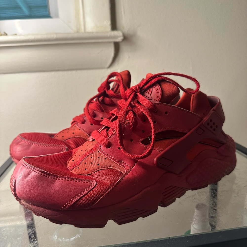 Nike huaraches  Red Women's Sneakers